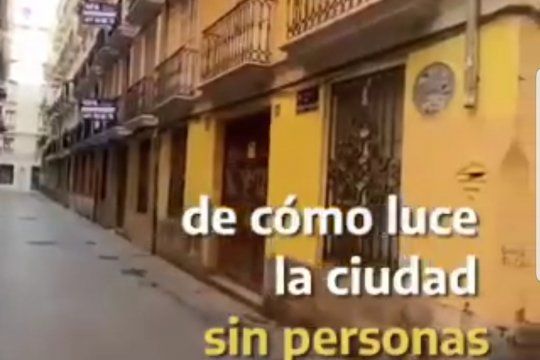 Un video del Viajero del tiempo de TikTok que dice estar grabándolos en el año 2027 desde Valencia, España 