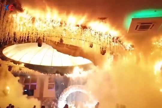 tenebrosas imagenes del incendio en una boda en irak, parecen un film