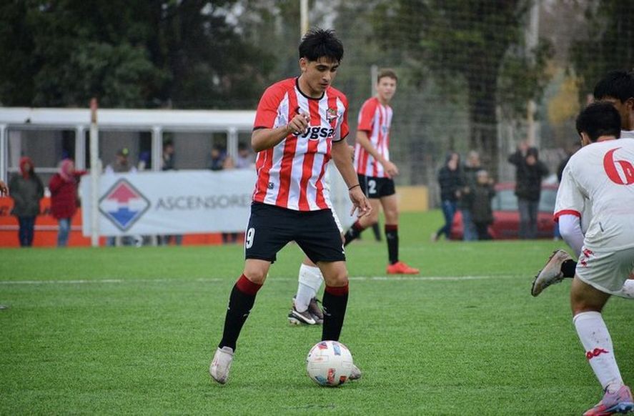 Susto en la Octava de Estudiantes: un jugador se descompensó y el partido  se suspendió | CieloSport