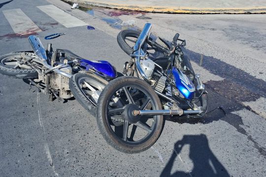 Las dos motos involucradas en el accidente en el que murió un joven
