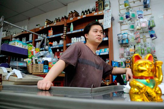 los supermercados chinos piden ser considerados por el gobierno