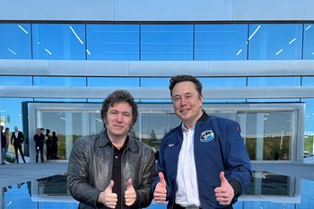 Más que una foto: Javier Milei, Elon Musk, el botón rojo y la cuarta revolución industrial
