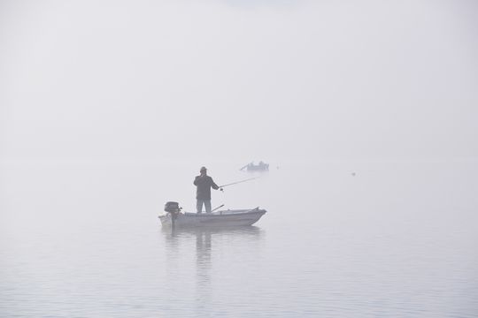 Los pescadores permanecieron varados durante más de tres horas, a 1500 metros de la costa a la altura del balneario La Balandra, en Berisso
