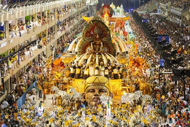 Brasil recibe millones de turistas cada año por el Carnaval por eso tratan de salvarlo