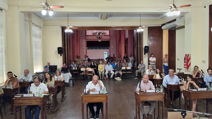 Recalculando: Libertaria se sentó con UxP y aseguró el “tazaso” en Bolívar