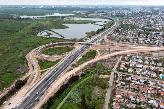 fue licitada una importante obra para la autopista buenos aires- la plata