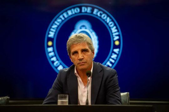 sigue la guerra de las tasas municipales y luis caputo busca escrachar a los intendentes