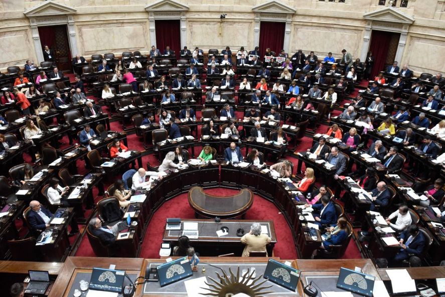 La Cámara de Diputados dio inicio a la sesión especial impulsada por el oficialismo para tratar el proyecto de ley de Presupuesto 2023.