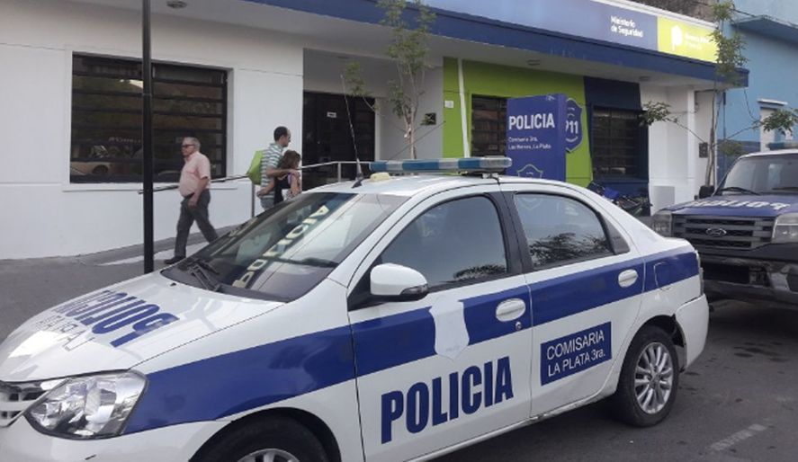 Un policía denunció por acoso a un comisario de Los Hornos