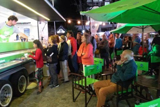 el trailer turistico bonaerense sale a la ruta: gastronomia regional y actividades culturales