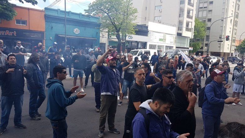 Protesta de trabajadores de Astillero Río Santiago