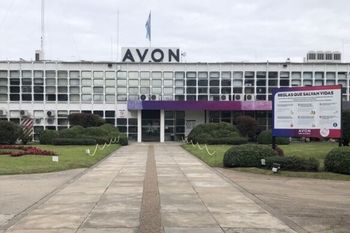 Avón cierra su planta en San Fernando y deja a 278 trabajadores sin empleo