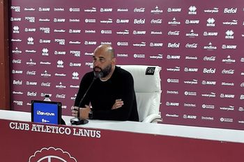 Marcelo Méndez en conferencia de prensa tras el empate de Gimnasia con Lanús