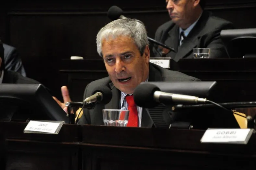 Ricardo Jano en su paso por la Legislatura bonaerense