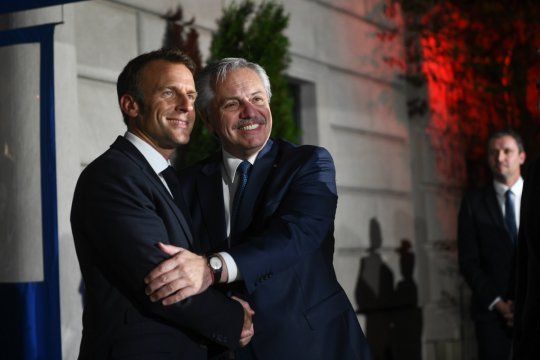 Alberto Fernández se reunió con Emmanuel Macron y reiteró su pedido de paz
