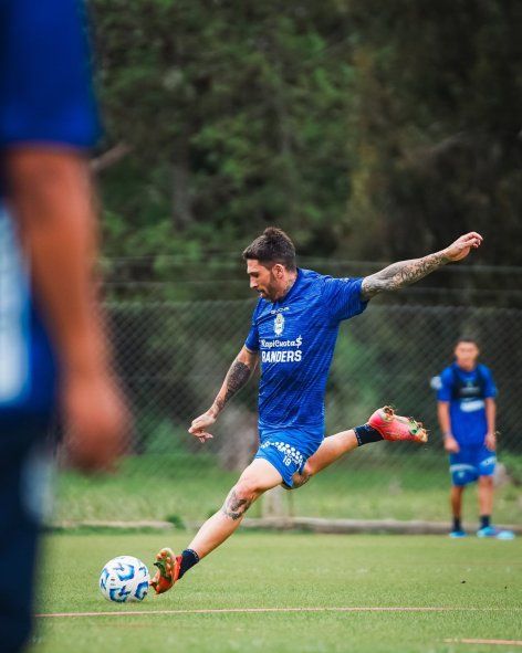 Lucas Castro, uno de los nombres elegidos por Marcelo Méndez en Gimnasia para visitar a Sarmiento