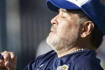 Diego Maradona como entrenador de Gimnasia