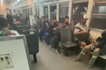 ¡Cuidado! Un policía sufrió el robo de su celular en el tren