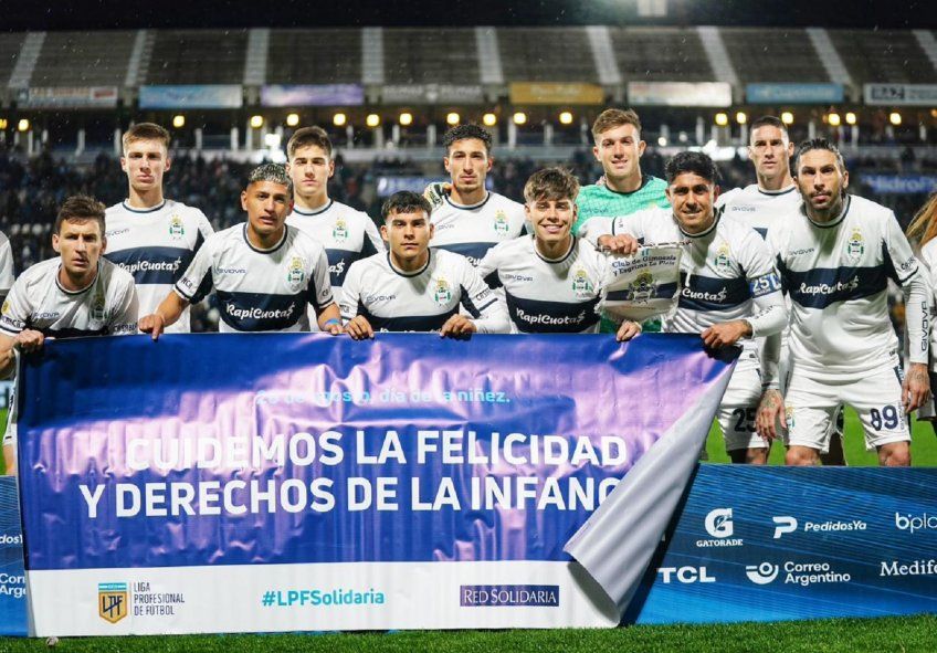 Gimnasia y las bajas claves pensando en el cruce con Colón por la Copa de la Liga Profesional