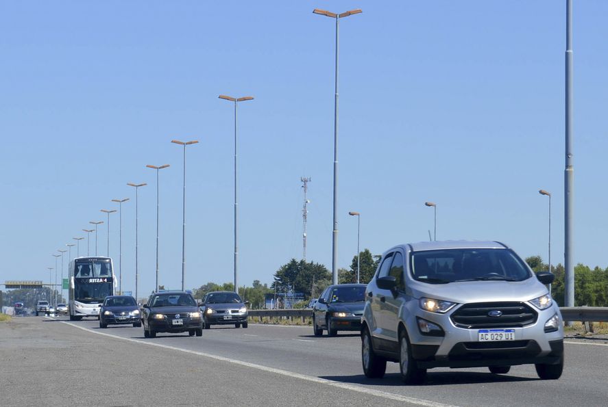 Se encuentra cerrada una subida de la Autopista Buenos Aires - La Plata.