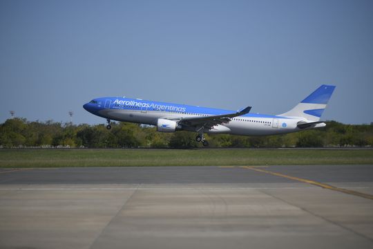 Aerolíneas Argentinas, la mejor aerolínea de Sudamérica egún los usuarios.