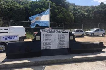 Mar del Plata: memorial en homenaje a las 44 víctimas del  ARA San Juan ( Facebook Marcela Fernández)