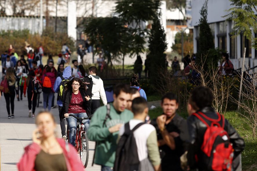 &nbsp;El tramposo anuncio del Gobierno para &ldquo;cobrarle&rdquo; la universidad a extranjeros