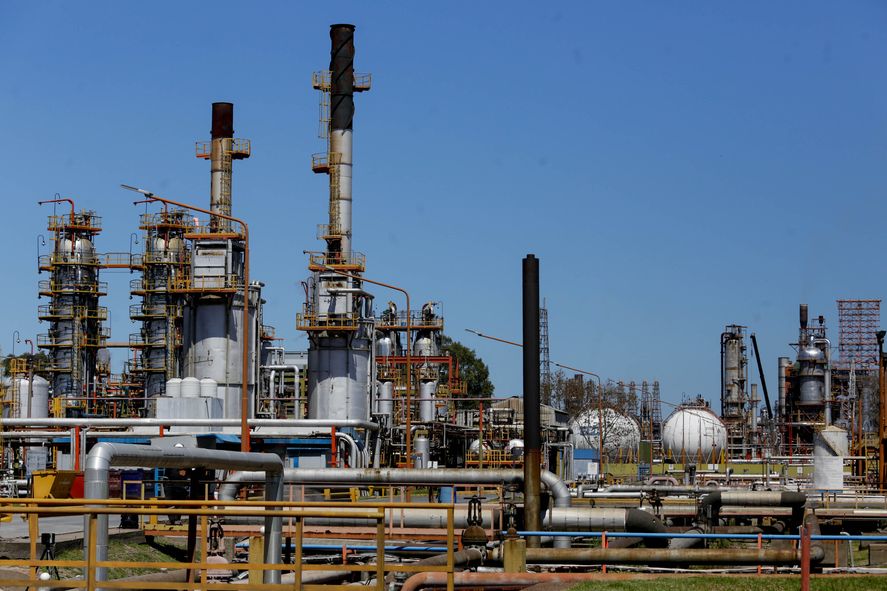 YPF refinería La Plata: el corazón de la provincia petrolera