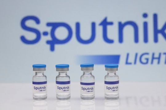Sputnik Light se suma a la lista de vacunas unidosis que se aplican en el país, junto a la de Cansino