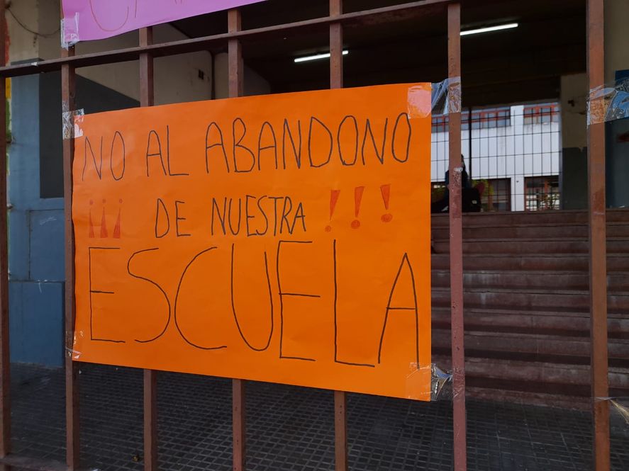 La Plata: Denuncian estado de abandono en una escuela histórica
