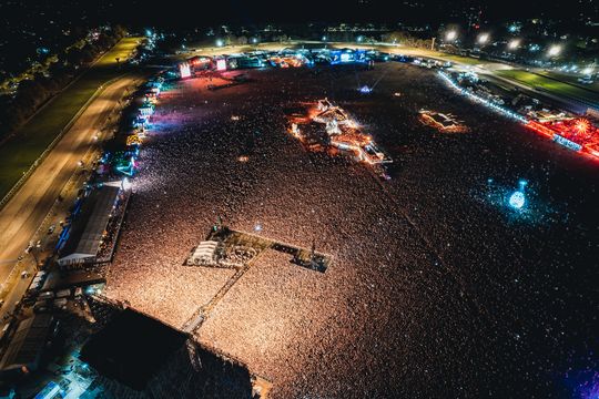 Lollapalooza 2023. más de 100 mil personas cada día participaron del festival internacioal creado en Estados Unidos. 