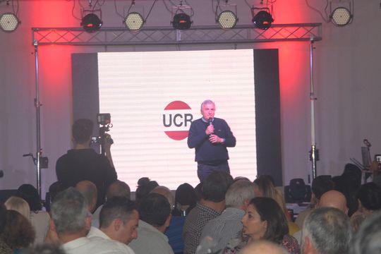 La UCR no puso reparos a la inclusión de José Luis Espert dentro de Juntos