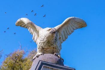 Mar del Plata: Recuperan la escultura Águila, que había sido declarada patrimonio histórico desaparecido
