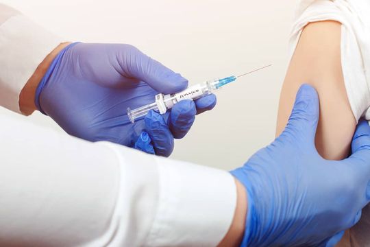 Se incorpora la segunda dosis contra la varicela al Calendario Nacional de Vacunación.