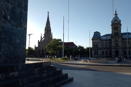 El SMN emitió alertas en algunas regiones de la provincia. Te contamos cómo estará el clima este 2 de enero tras una jornada de lluvias intensas y daños.