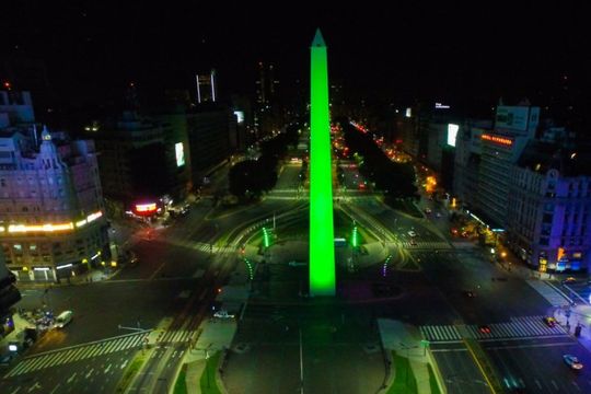 El  Obelisco de la Ciudad Autónoma de Buenos Aires se iluminará con el color verde manzana.