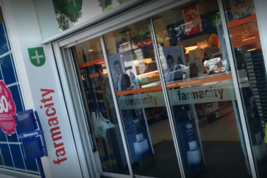 ciudad farmacia: el shopping de la droga desde los ojos de los bonaerenses