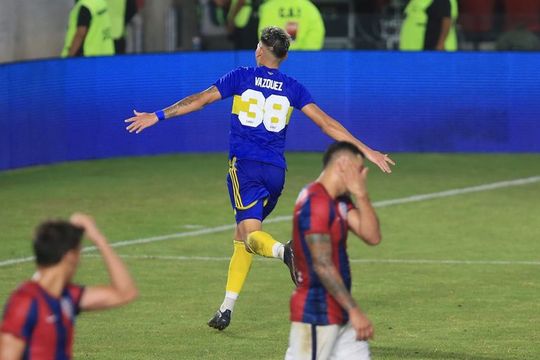 El 38 sigue cargado: Luis Vázquez es sinónimo de gol y de victorias para Boca.