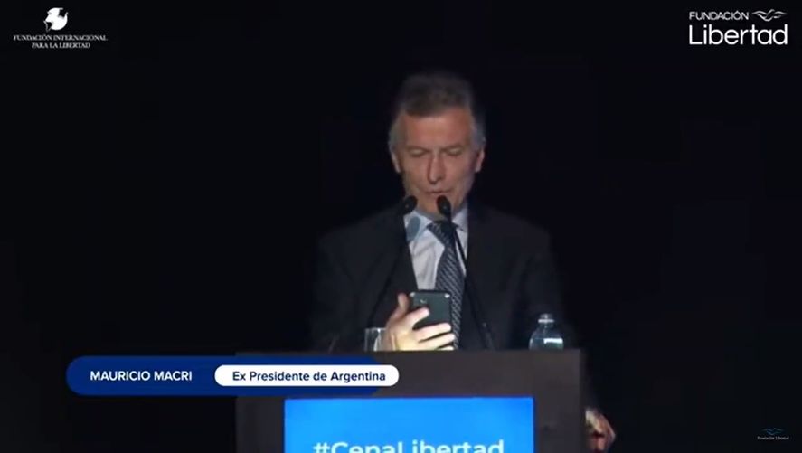 Mauricio Macri se jactó de leer un discurso de Inteligencia Artificial