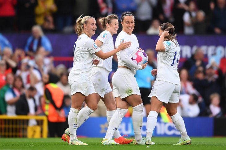 Inglaterra debutó con una victoria en la Eurocopa Femenina 2022.