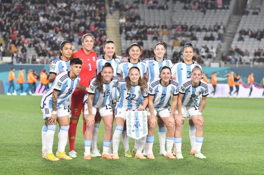 Las once titulares de Argentina ante Italia por el Mundial Femenino 2023.