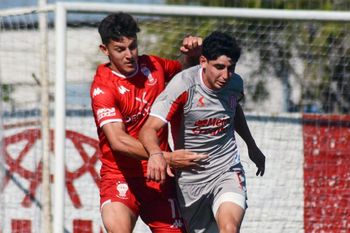 La reserva de Estudiantes empató con Huracán