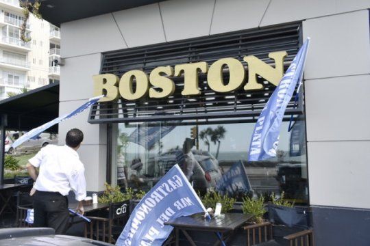 insolito: tras los despidos en la boston, los duenos proyectan abrir nuevos locales
