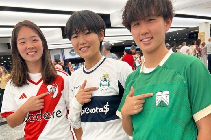 Ichika Egashira, Fuko Takahashi y Luna Watanabe. Japón, presente en el fútbol femenino de AFA.