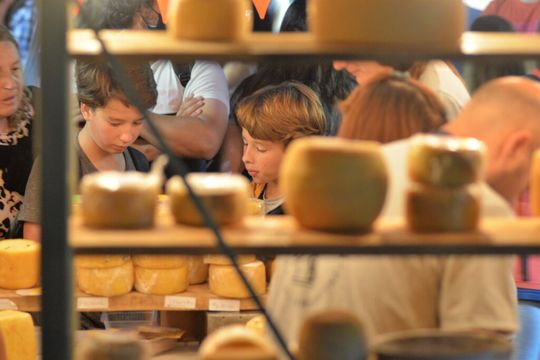 shows en vivo, clases de cocina y gastronomia: llega la fiesta del queso tandilero