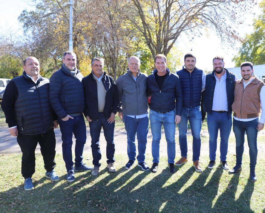Intendentes y dirigentes del PRO de la Séptima recibieron a Diego Santilli y Néstor Grindetti