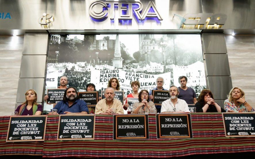 Paran los docentes de todo el país en solidaridad con los maestros de Chubut