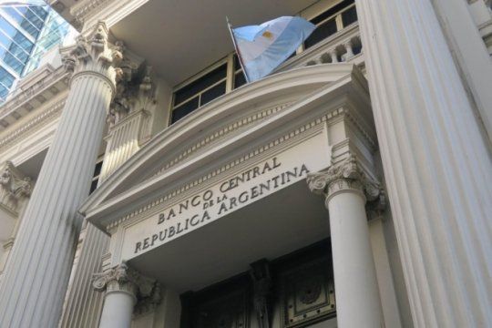 El BCRA sepultó los rumores de corralito encubierto tras la medida que, desde mañana, afectará únicamente a los bancos