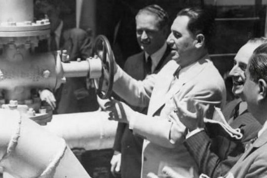 El día que Perón inauguró el gasoducto más largo del mundo