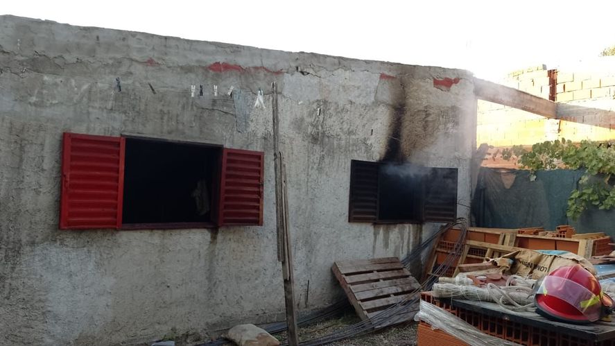 Incendios intencionales de casas en Berisso y Melchor Romero